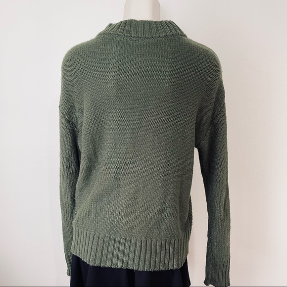 CHARLOTTE RUSSE cut out KNIT cable sweater OPEN V-Neck long sleeves Moss green M - Picture 2 of 6